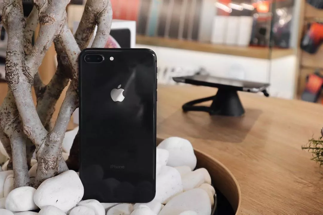 б/у iPhone 8 Plus