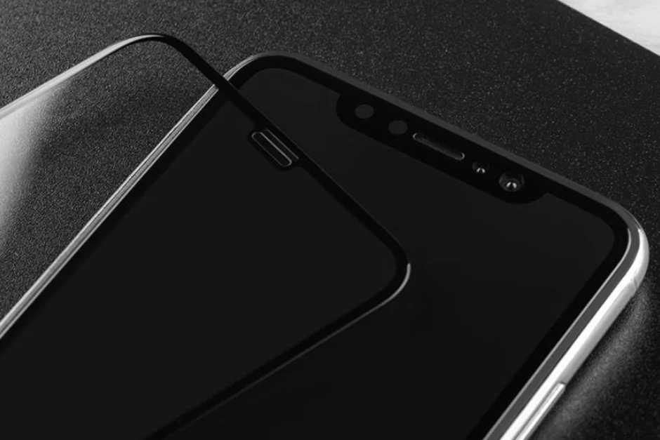 Пленки и стекла для iPhone