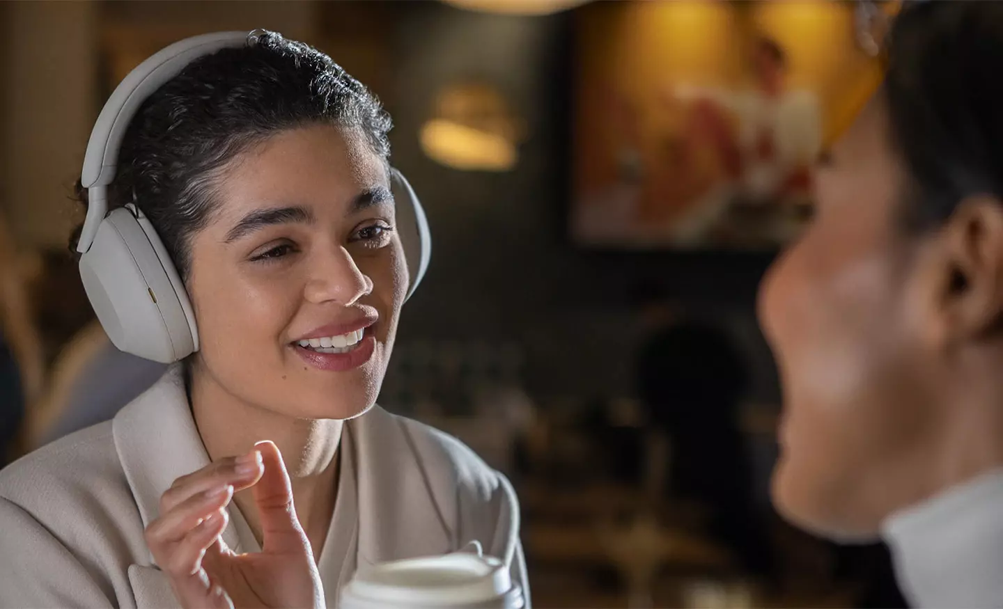 Sony представила флагманские беспроводные наушники WH-1000XM5