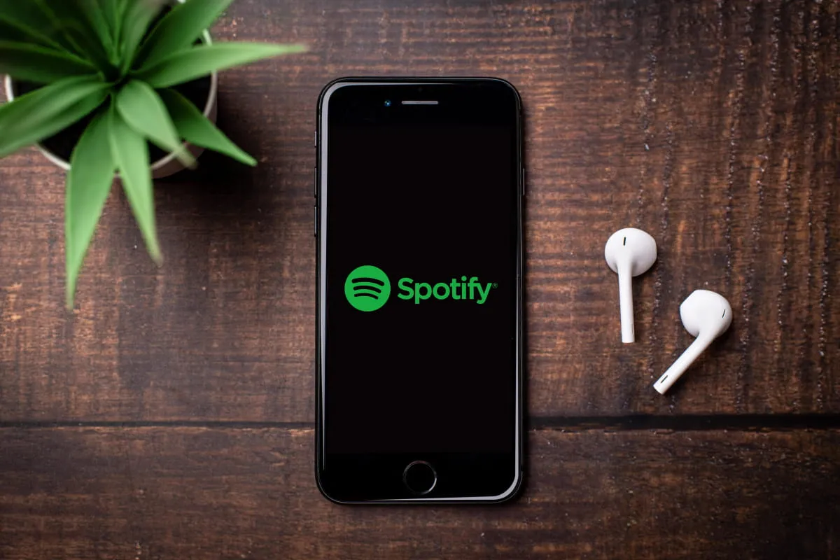 Spotify будет использовать AI для рекомендации подкастов и аудиокниг