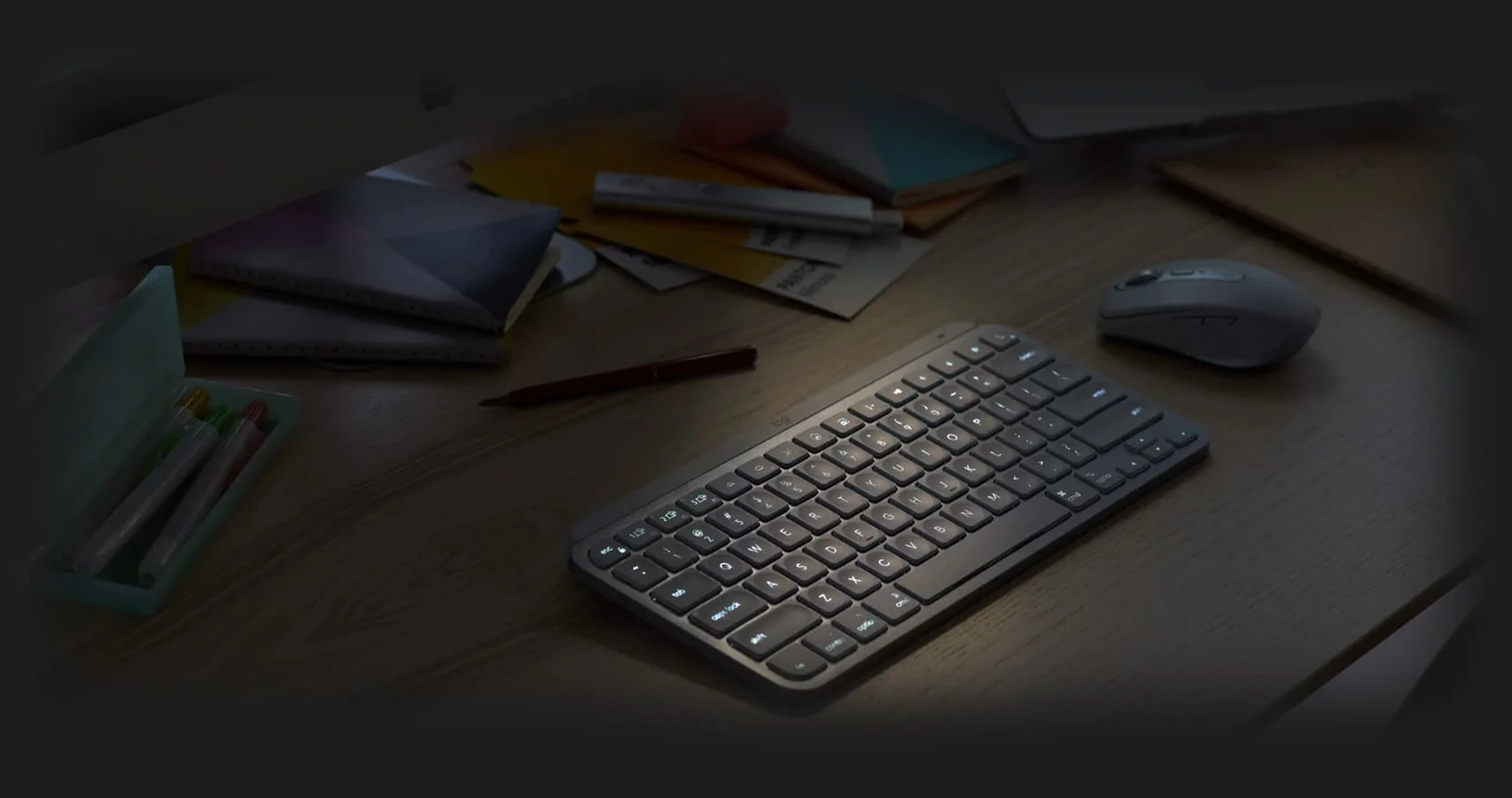 Клавиатура беспроводная Logitech MX Keys Mini для Mac Minimalist Wireless Illuminated (Pale Gray)