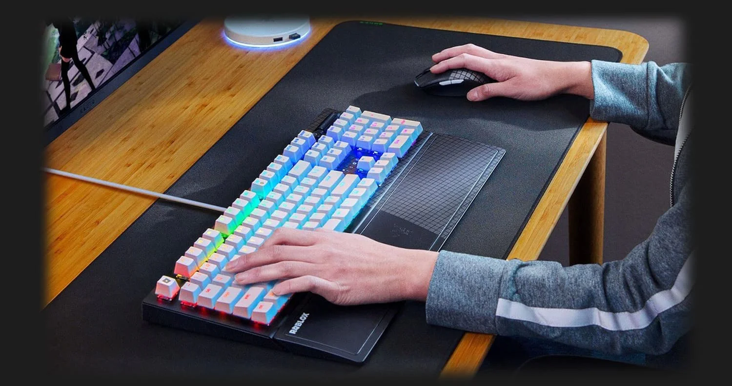 Клавіатура ігрова Razer BlackWidow V3 Green Switch ROBLOX Edition (RZ03-03542800-R3M1) (UA)