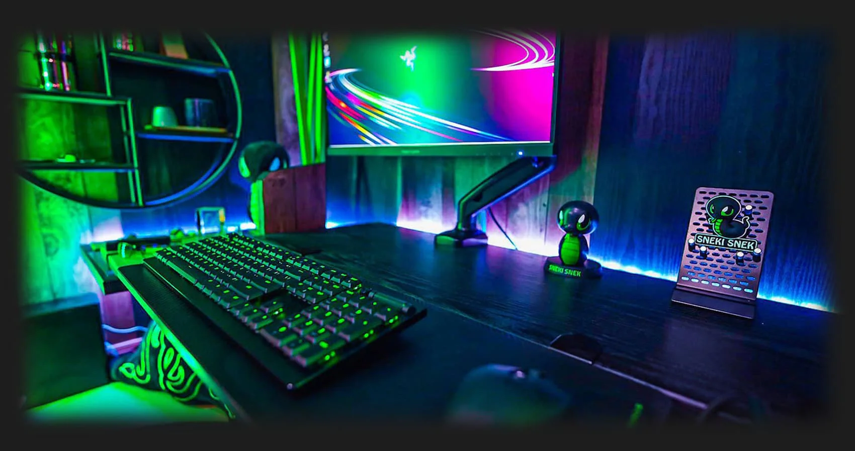 Клавіатура ігрова Razer DeathStalker V2 Pro Wireless Red Switch RU (RZ03-04360800-R3M1) (UA)