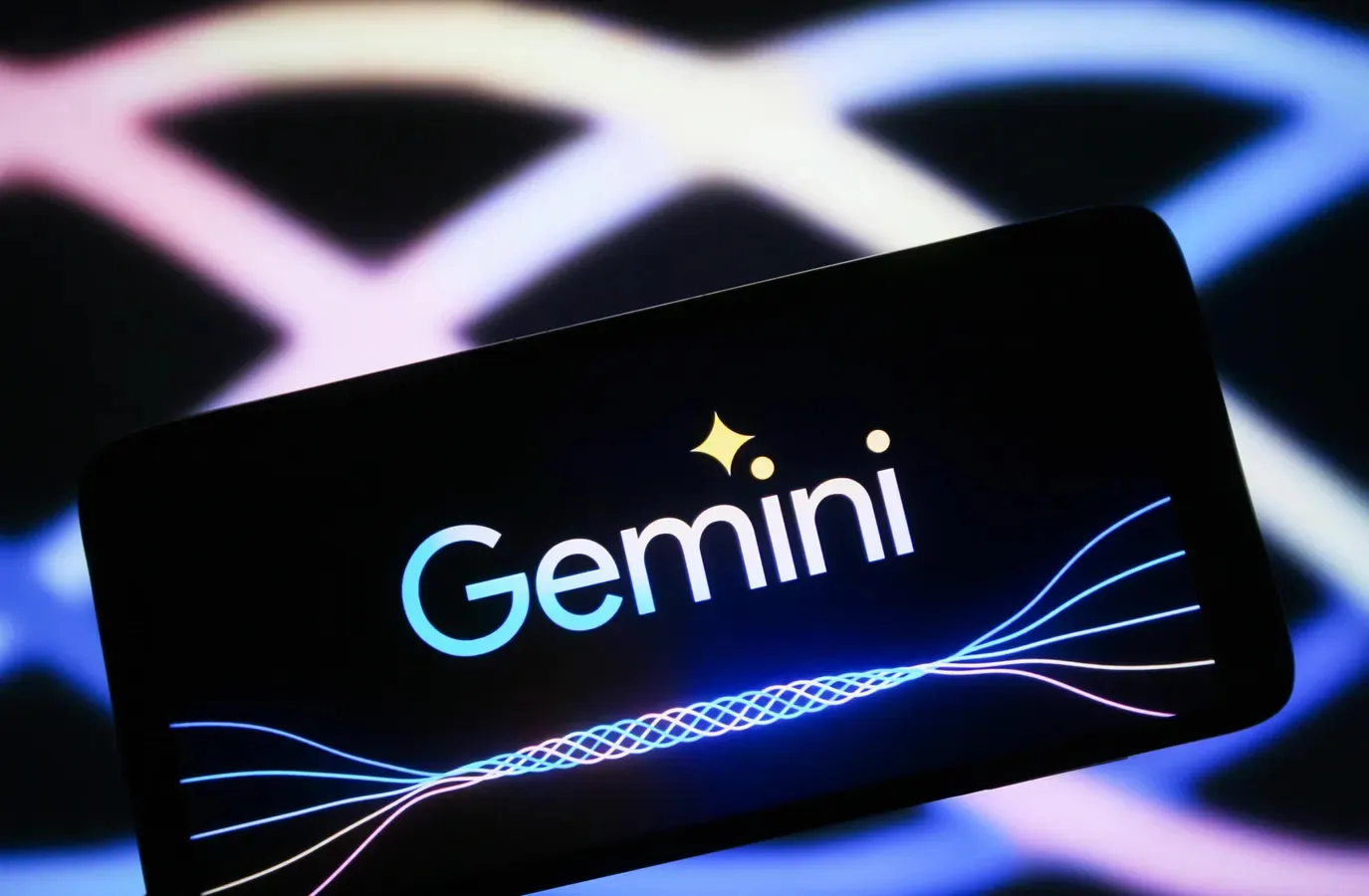 В 2025 году Google планирует интегрировать Gemini Nano