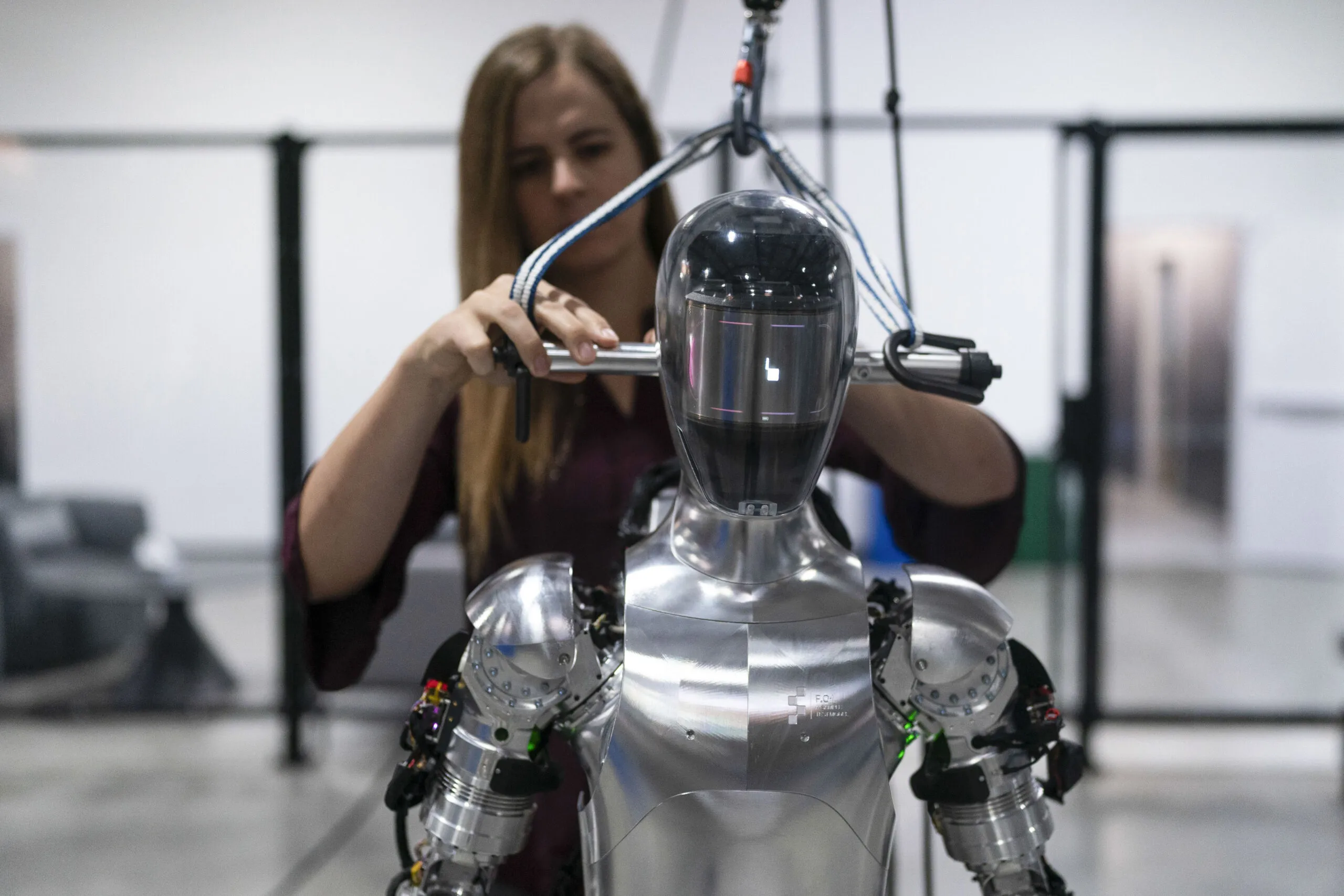 Nvidia, Microsoft та OpenAI підтримують створення революційних гуманоїдних роботів