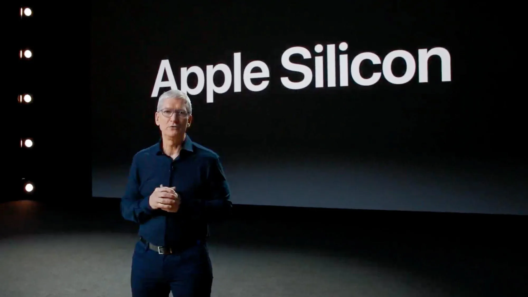 Новинка від Apple: MacBook Air, що підтримує роботу з двома екранами