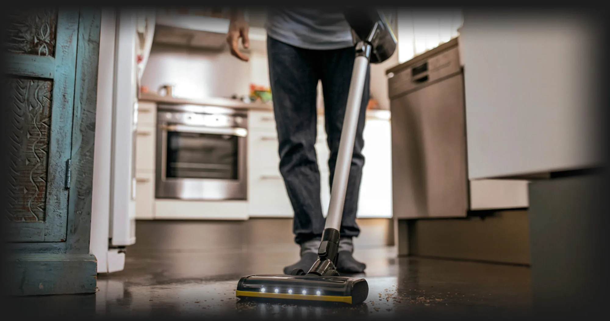 Аккумуляторный пылесос Karcher VC 6 Cordless OurFamily (UA)
