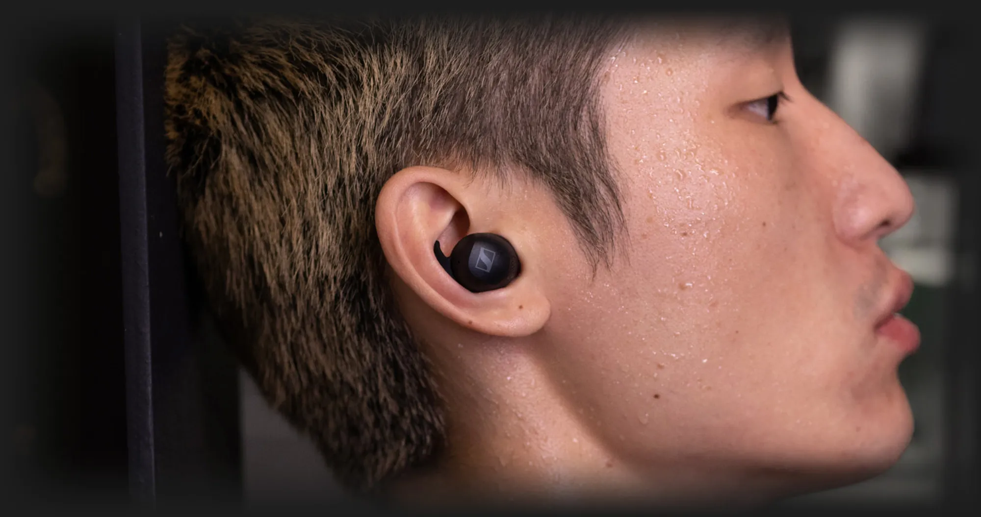 Наушники Sennheiser MOMENTUM Sport (Olive)