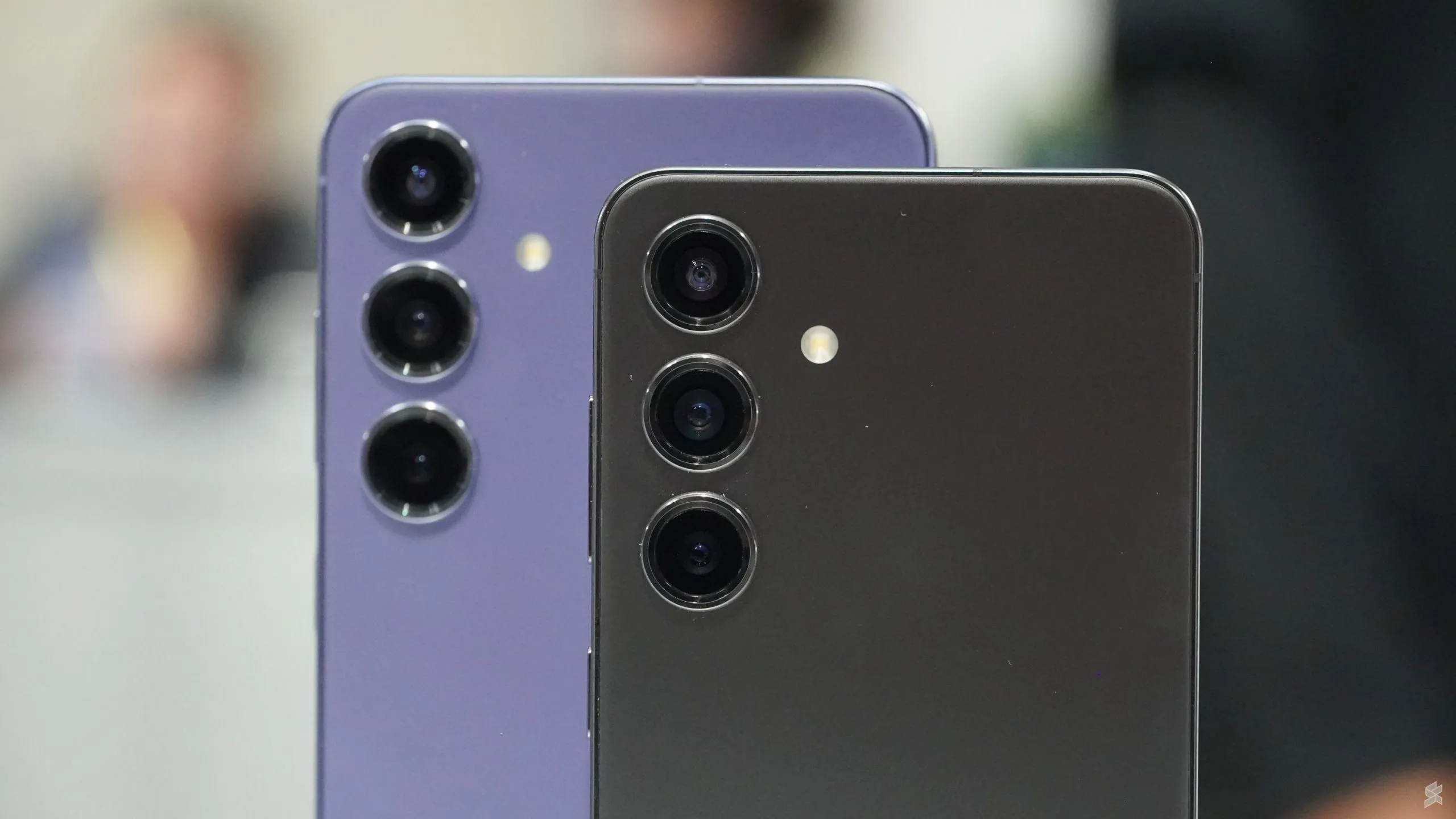 Samsung Galaxy S23+ или Galaxy S24+ что лучше выбрать и почему?