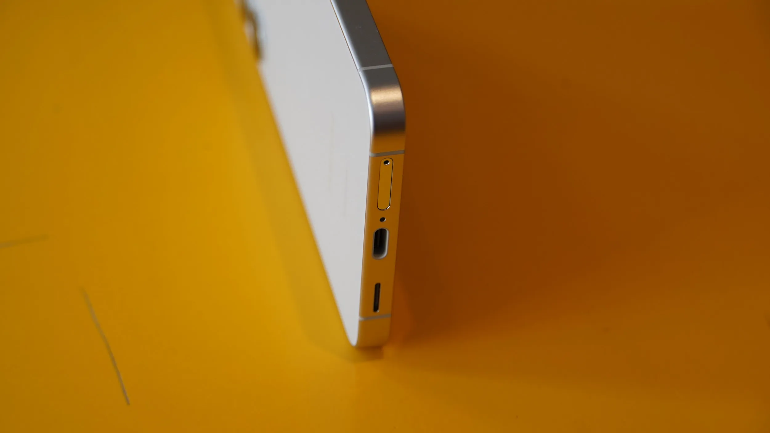 Samsung Galaxy S23+ или Galaxy S24+ что лучше выбрать и почему?