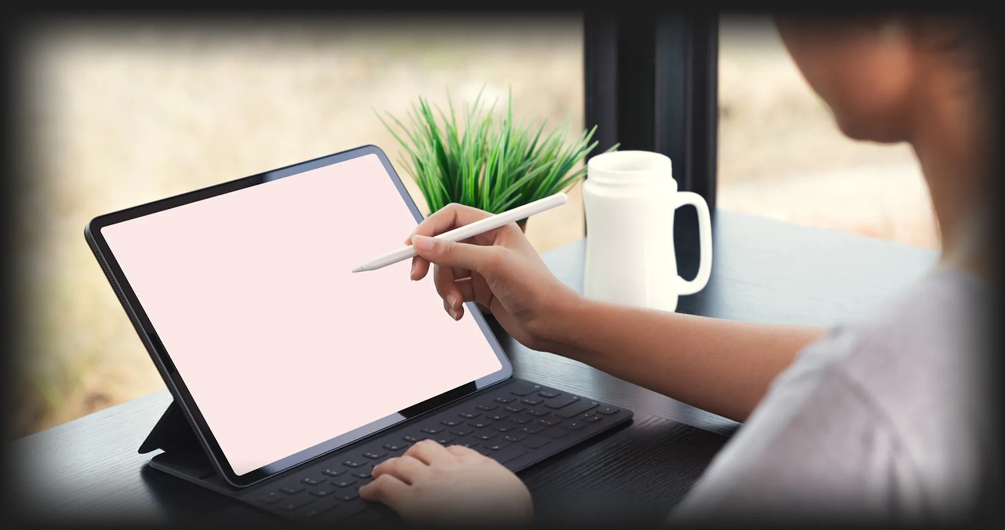 Чохол WIWU Waltz Rotative Tablet with Pen Slot Protective Case для iPad 10.2 (2021-2019) (Black)