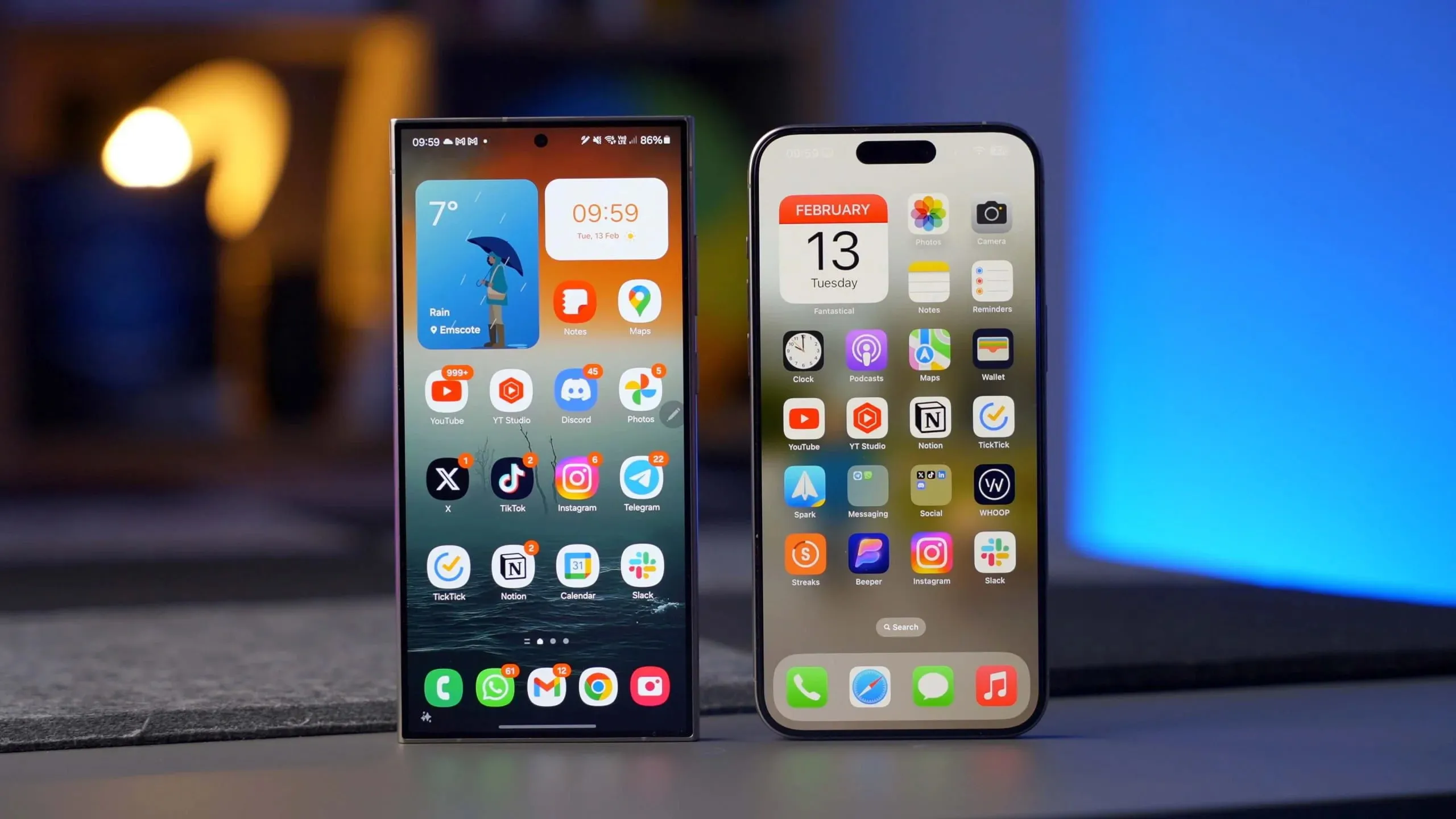 Samsung Galaxy S24 проти iPhone