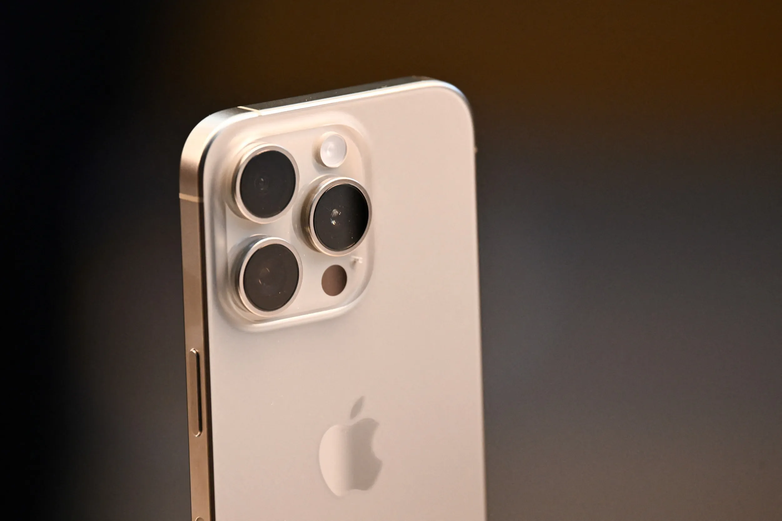 iPhone 16: дата випуску та очікування від новинки
