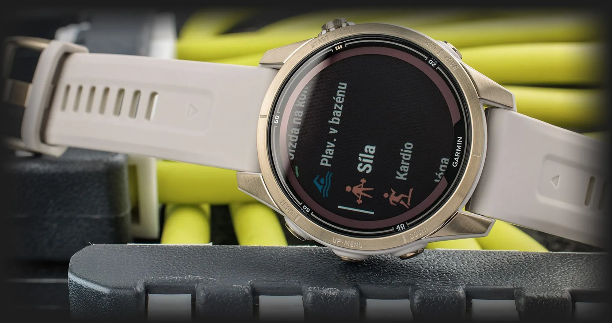 Garmin Fenix 7S Pro Sapphire Solar Soft Gold with Light Sand Band