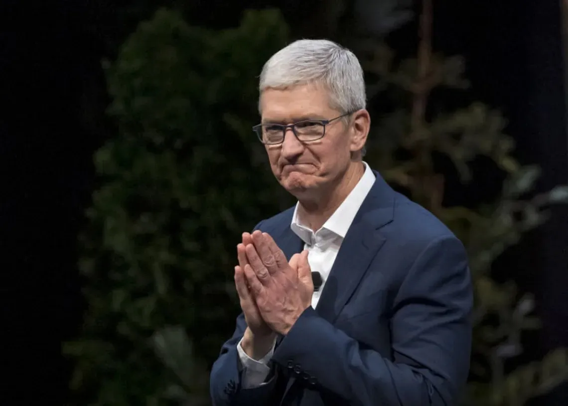 Тим Кук о правдивости данных из Apple Intelligence
