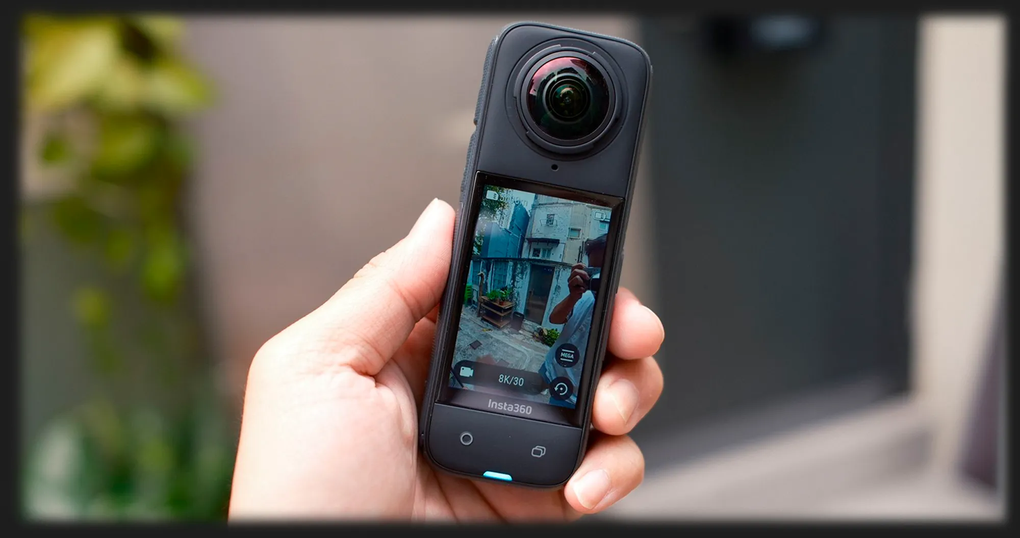 Екшн-камера Insta360 X4