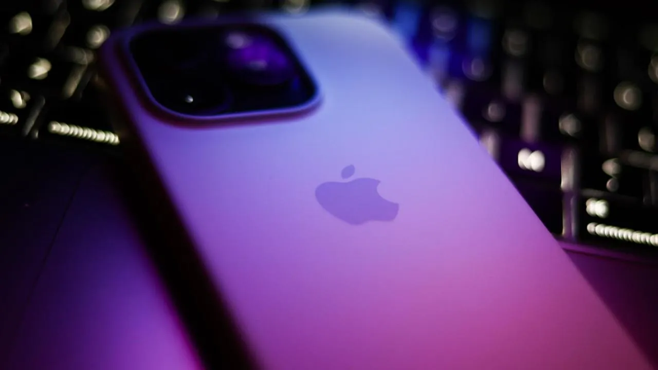 особливості iPhone 16