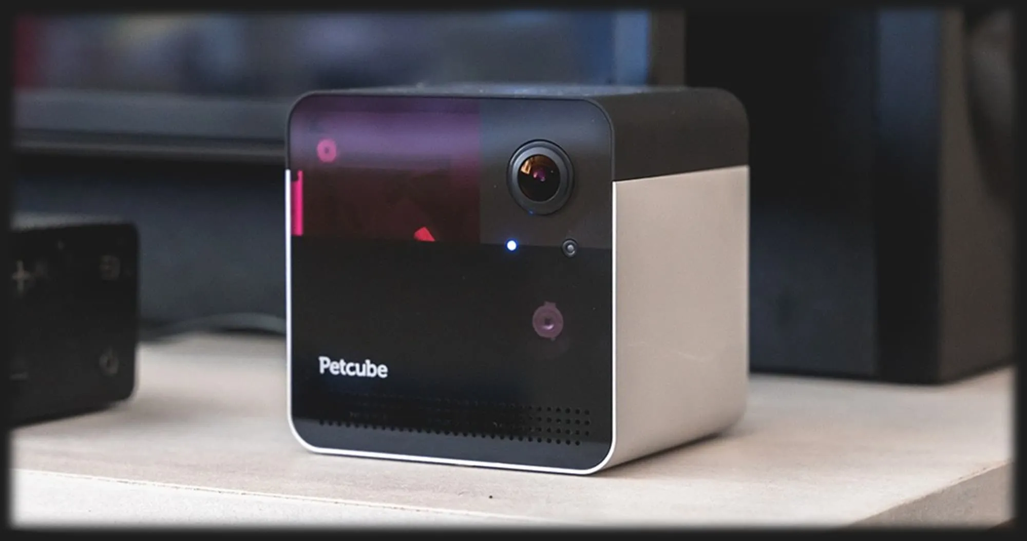 Компактна HD камера Petcube Play 2