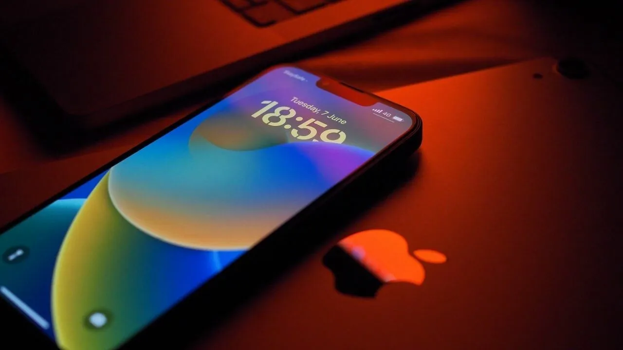  iPhone 18
