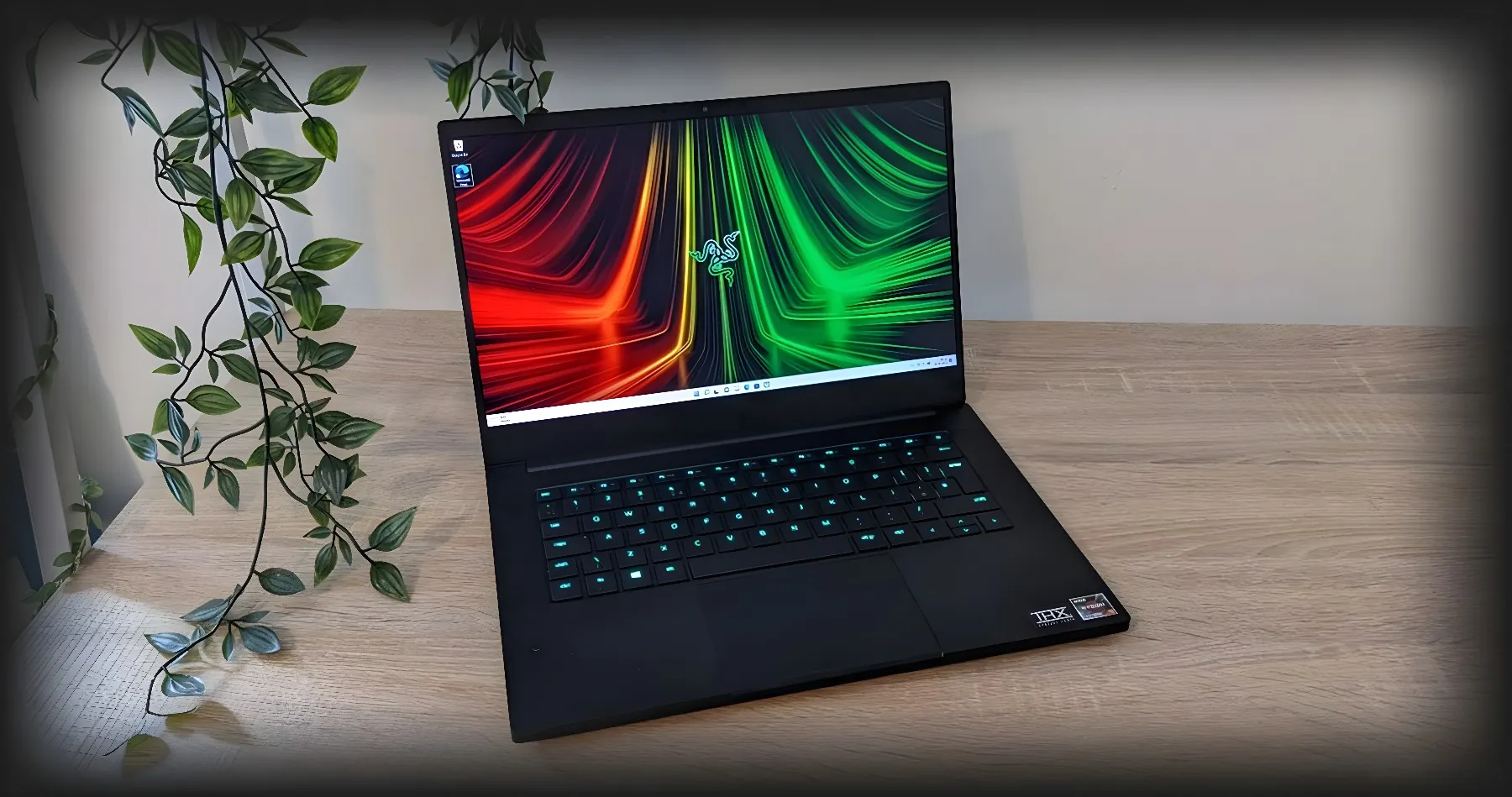 Ноутбук Razer Blade 14 (AMD Ryzen 9/ 32 GB/ 2 TB SSD/ RTX 4070) (RZ09-05081ED4-R3U1) (Global)