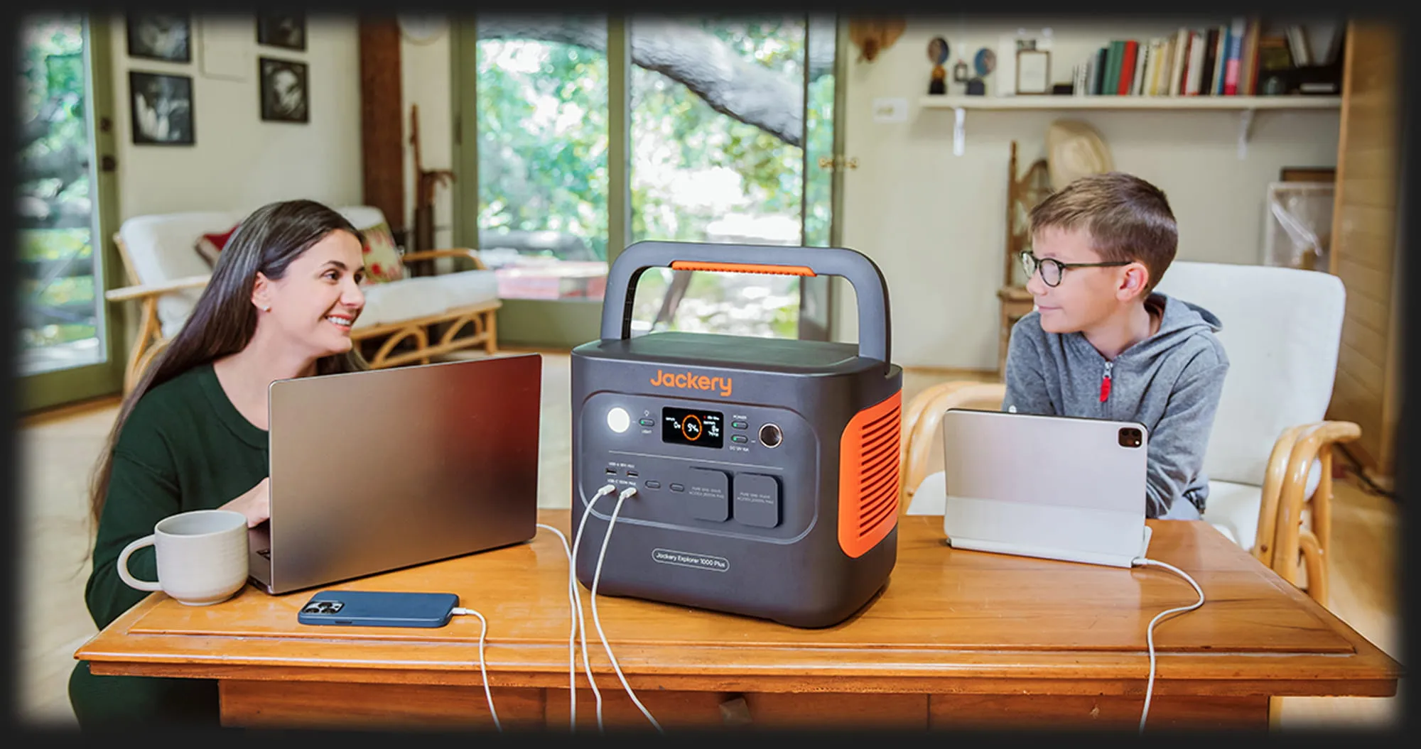 Портативна зарядна станція JACKERY EXPLORER 1000 Plus 1264WH (UA)