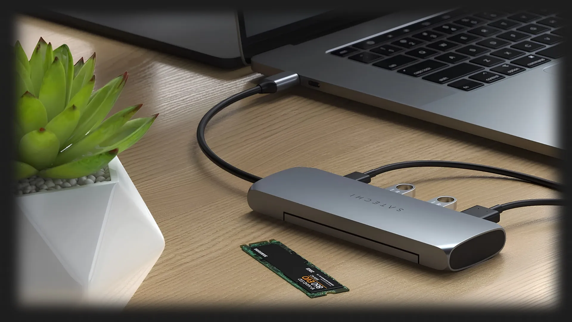 Satechi Aluminum Type-C Hybrid Multiport Adapter (ST-UCHSEM) (Space Gray)