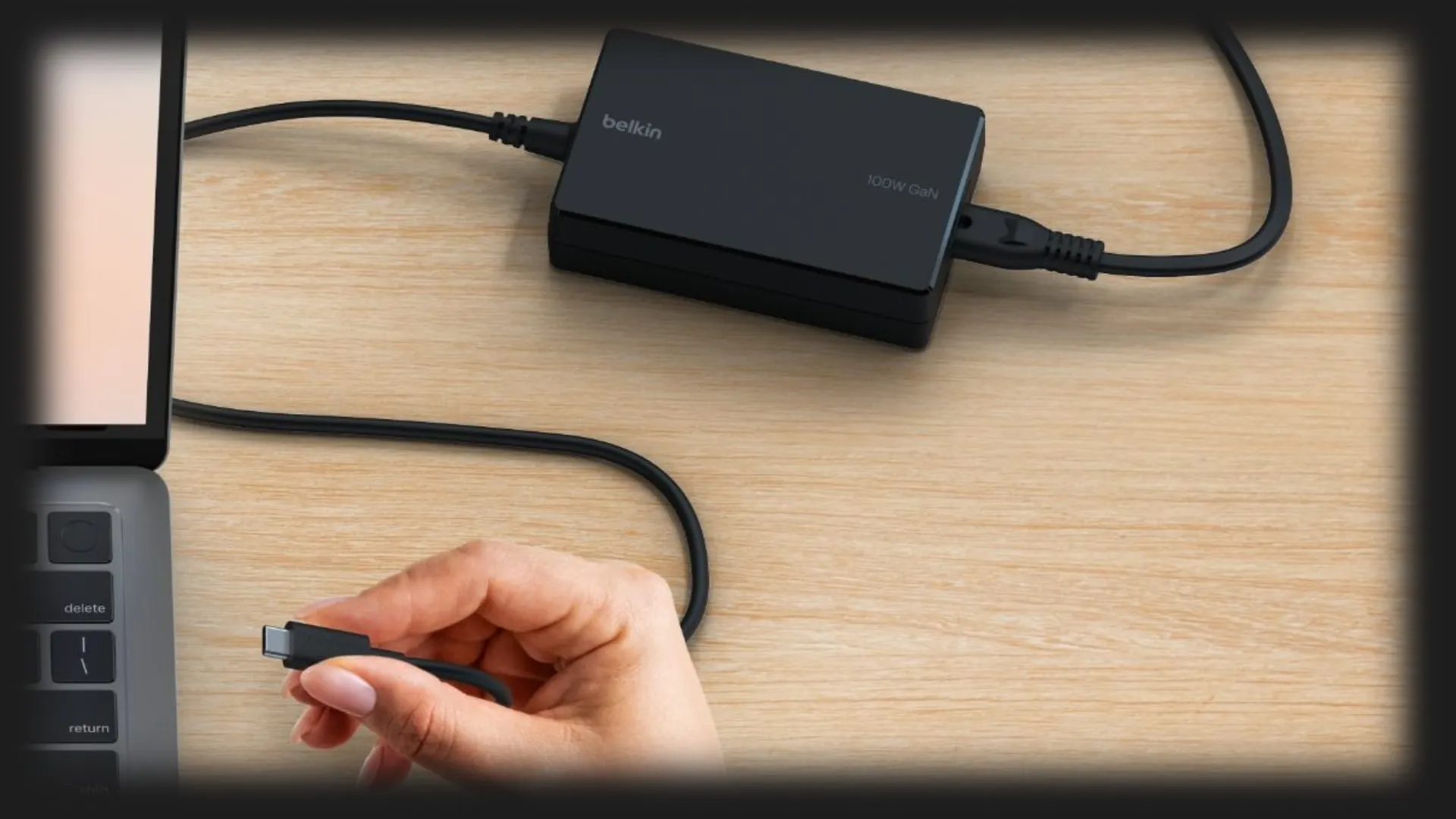 Зарядний пристрій Belkin 100W USB-С GAN PD PPS, USB-C (2,5 м) (Black)