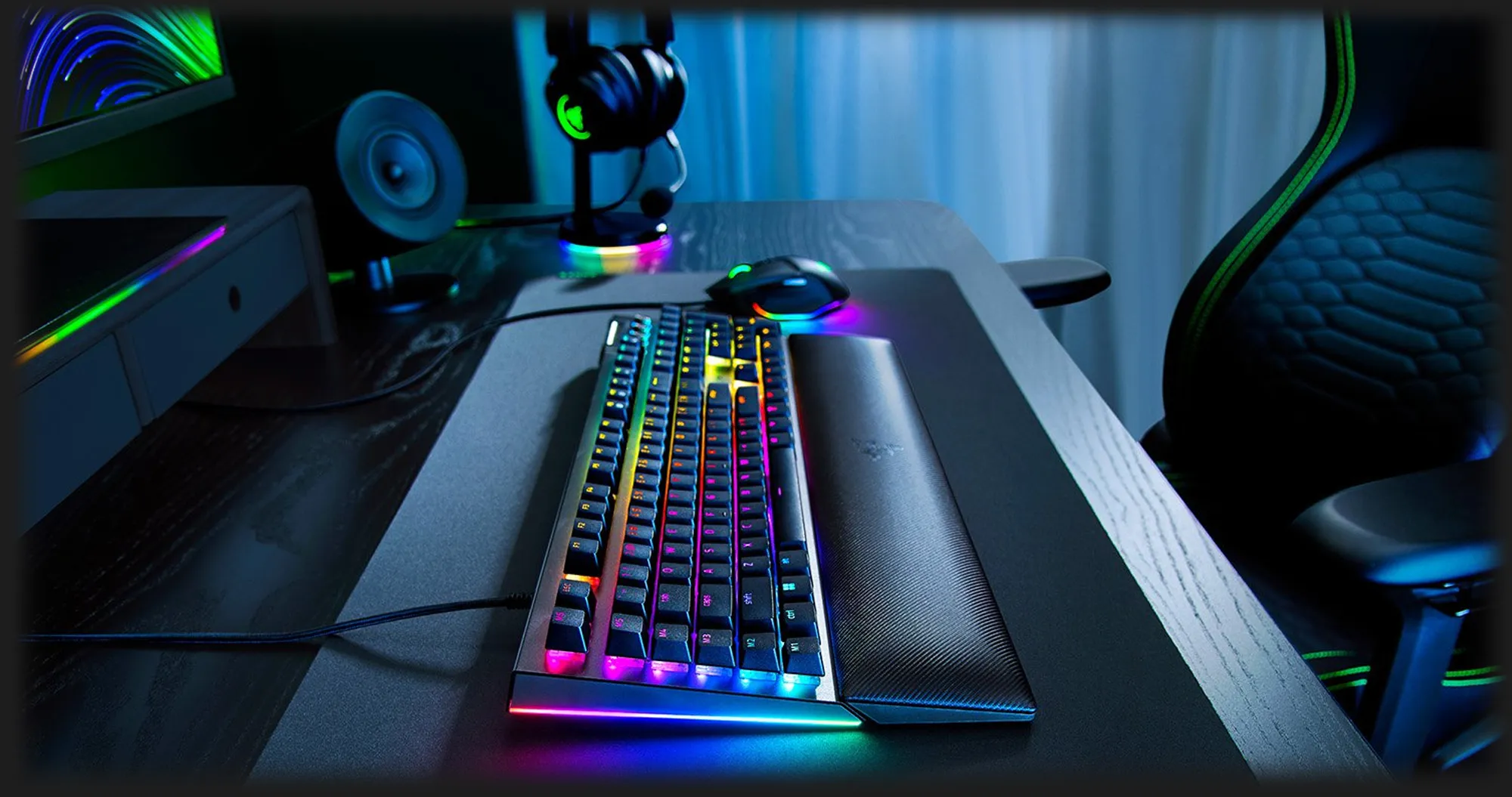 Клавіатура ігрова RAZER BlackWidow V4, Green Switch, UKR (Black) (RZ03-04690100-R3M1) (UA)