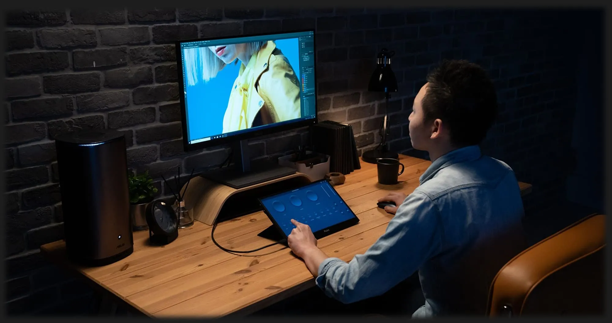Монитор ASUS 16" ZenScreen MB16QHG Portable