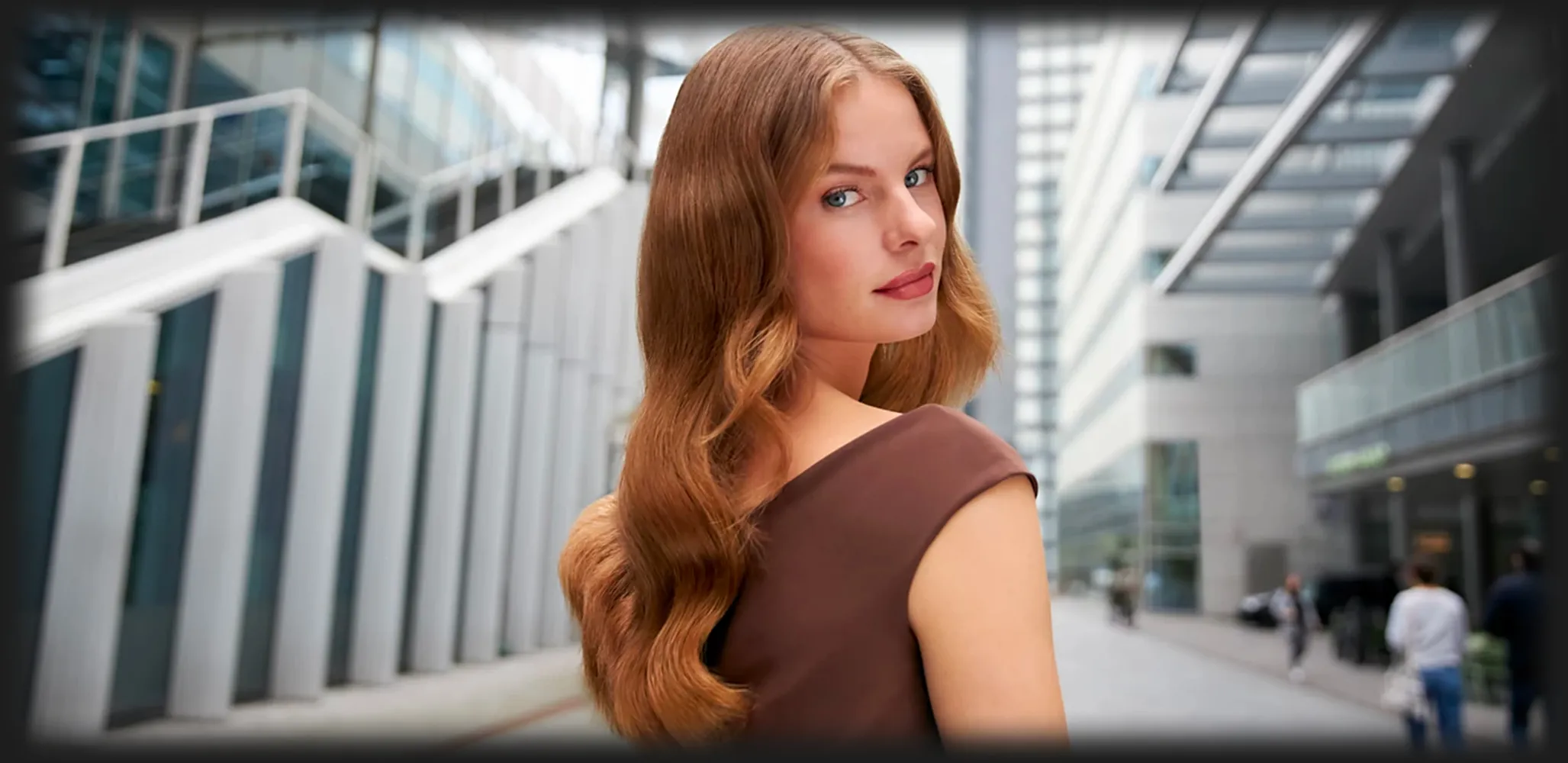 Фен Philips ThermoShield Advanced Series 8000 (Adriatic Blue)