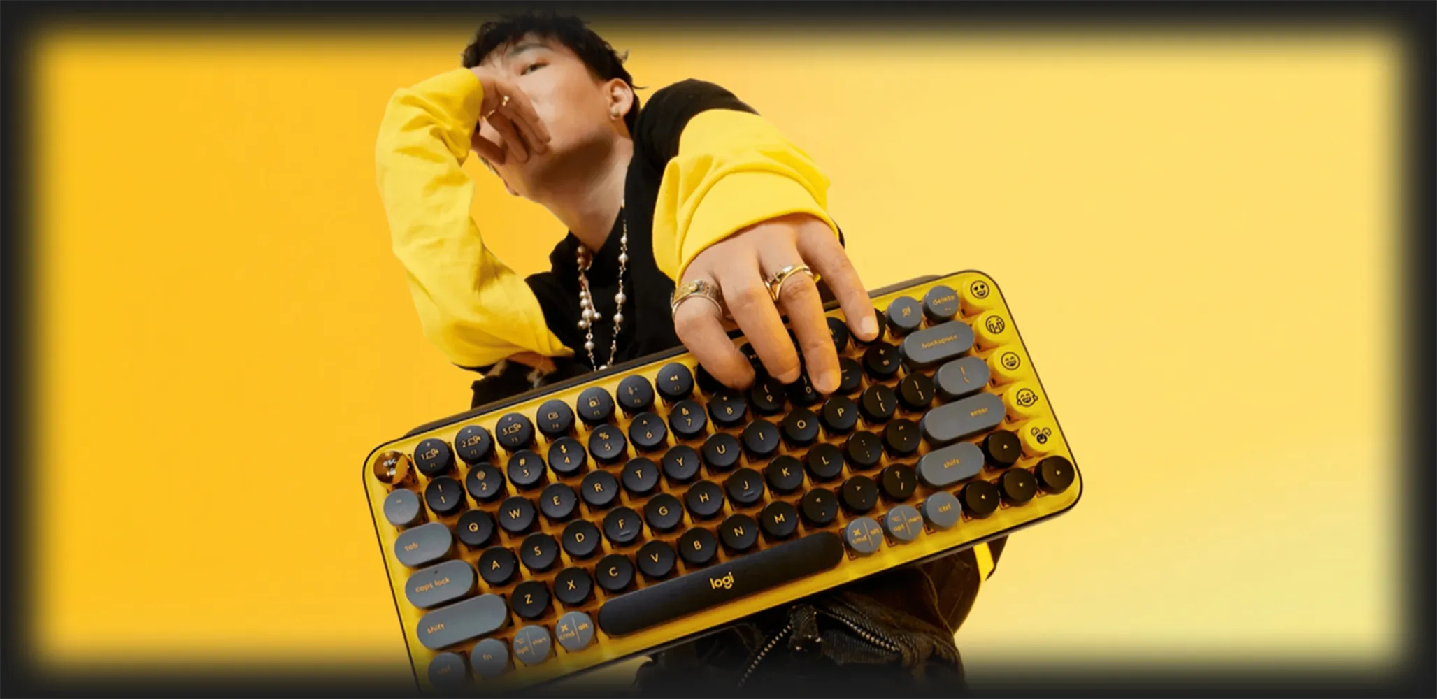 Ігрові клавіатури Logitech