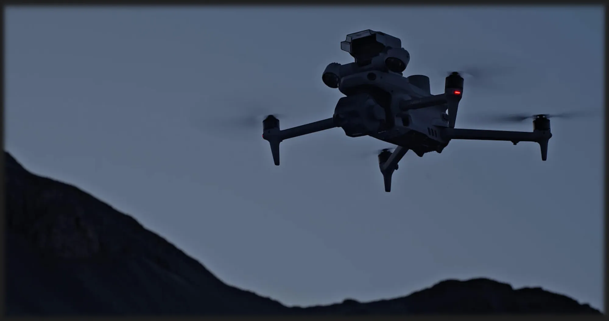 Квадрокоптер DJI Matrice 4E