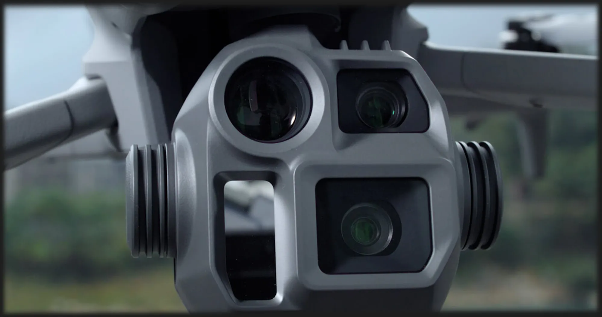 Квадрокоптер DJI Matrice 4E