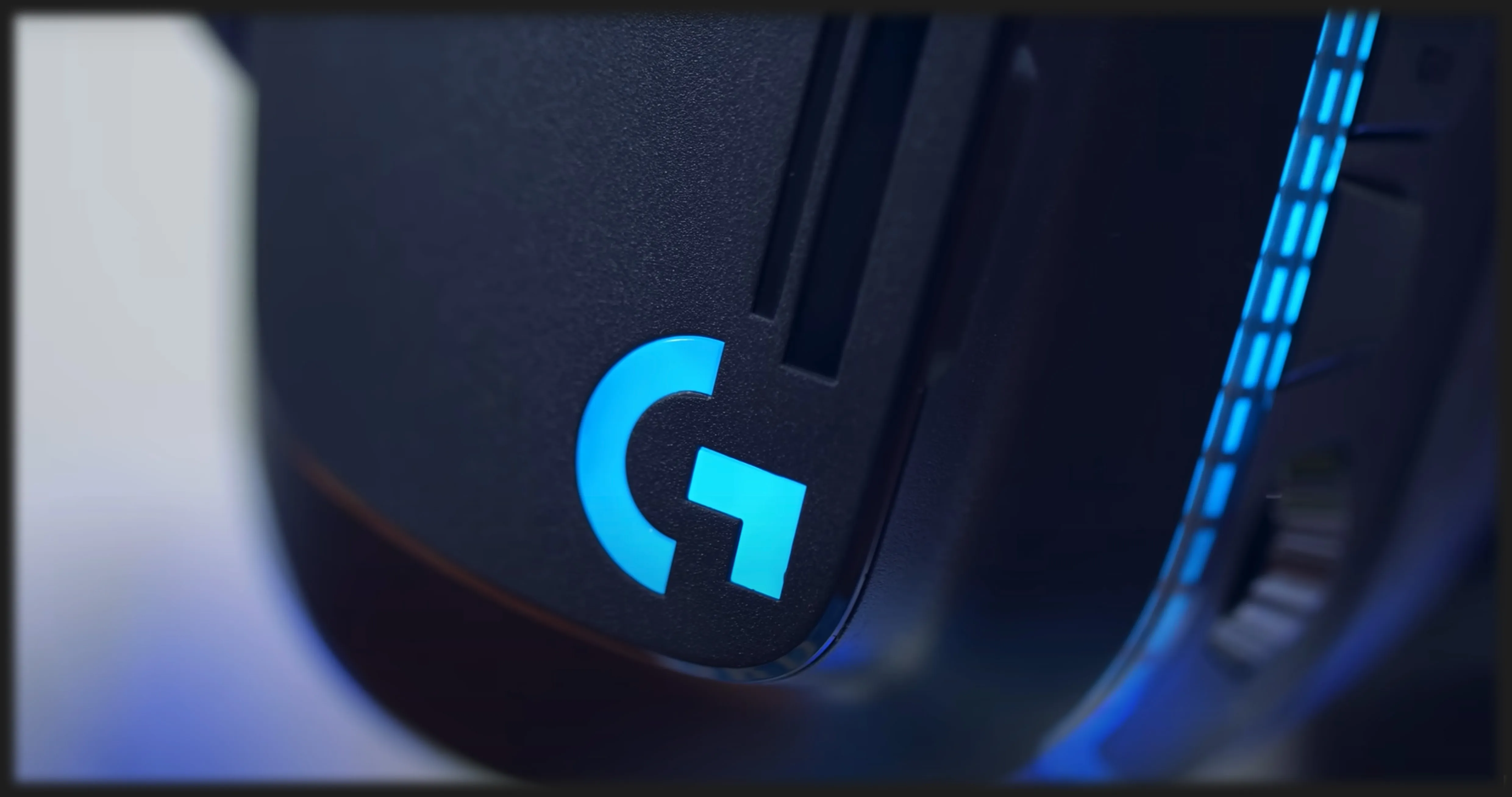 Ігрові навушники Logitech G935 Wireless (Black) (EU)