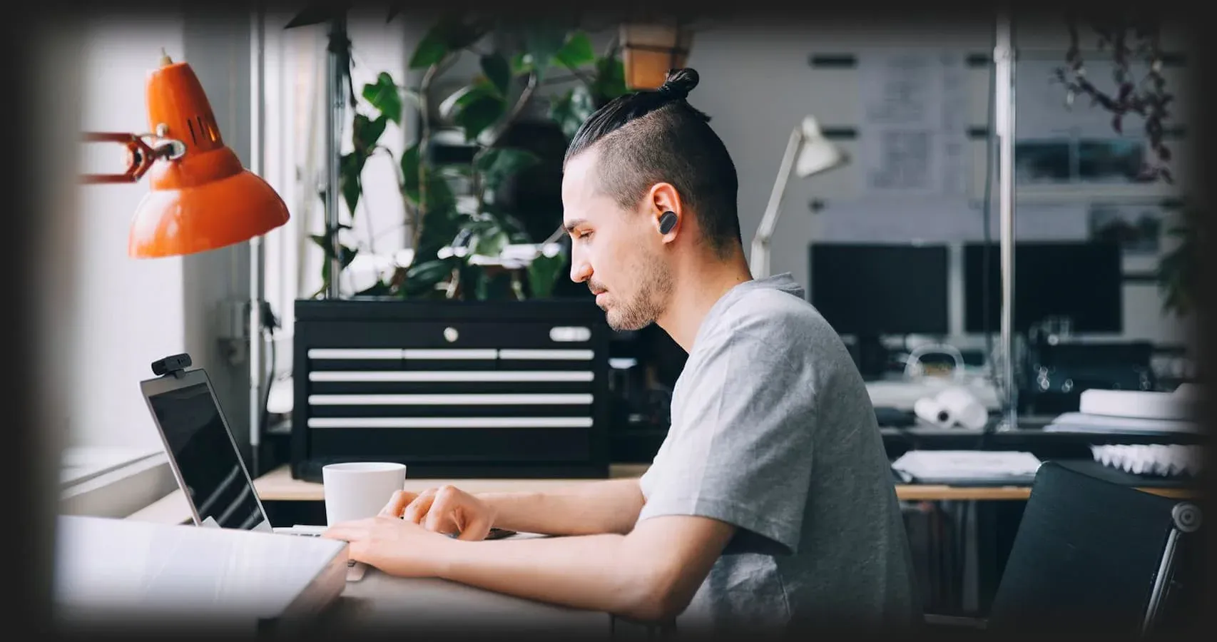 Ігрові навушники Logitech