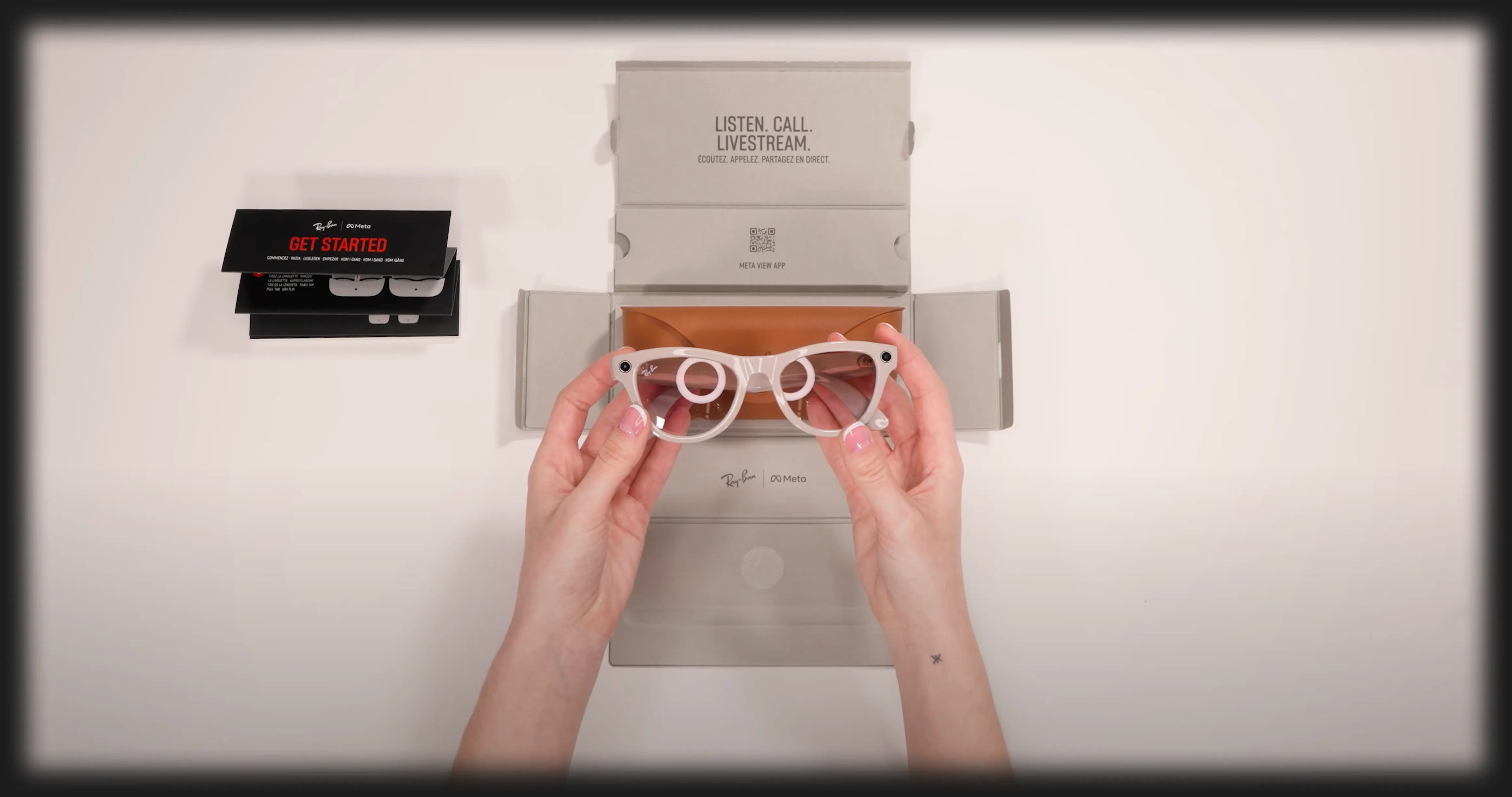 Смарт-очки Ray-Ban Meta Skyler Shiny Chalky Gray/Cinnamon Pink Gradient (RW4010 670013 52-20)
