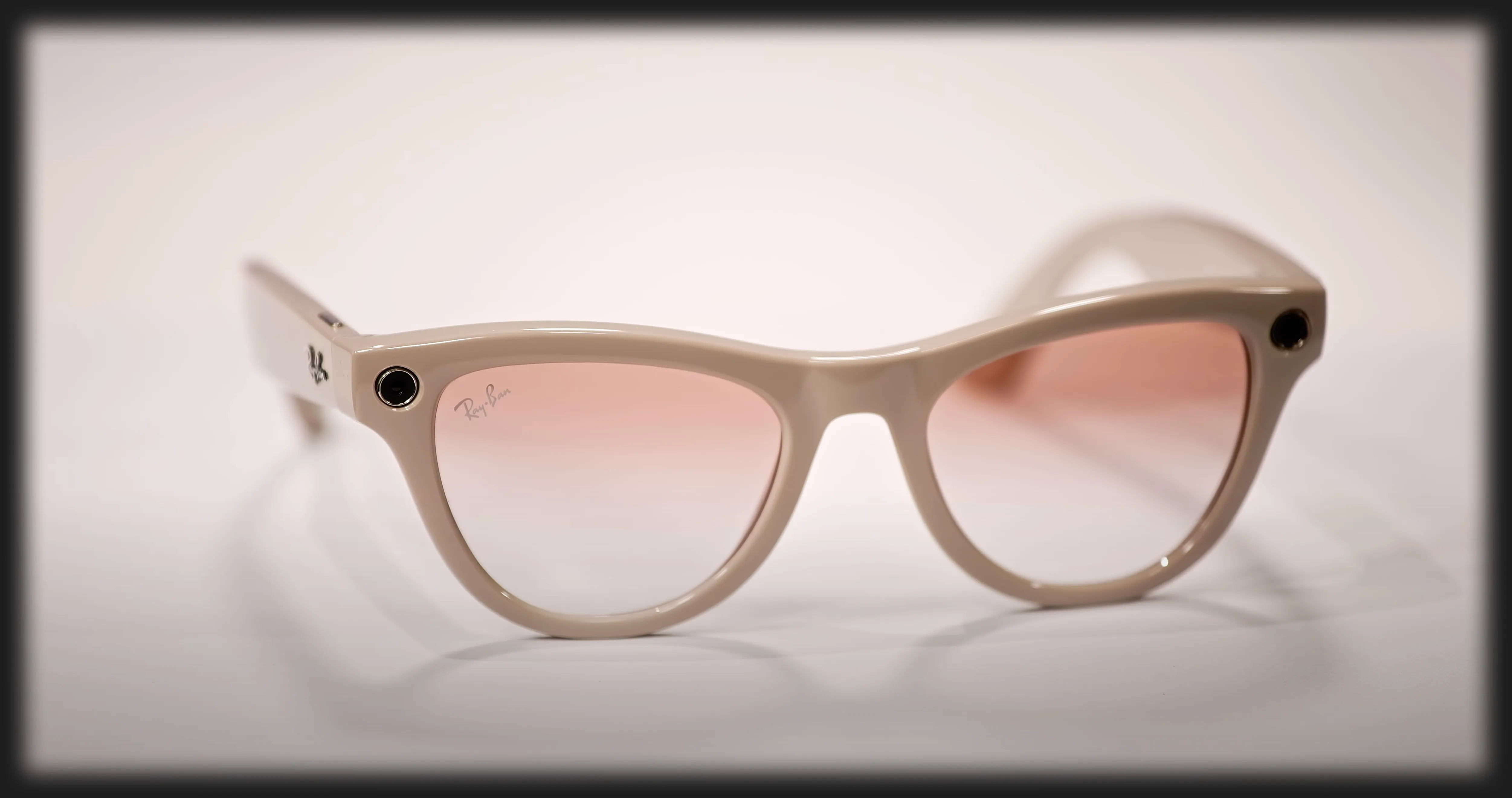 Смарт-очки Ray-Ban Meta Skyler Shiny Chalky Gray/Cinnamon Pink Gradient (RW4010 670013 52-20)