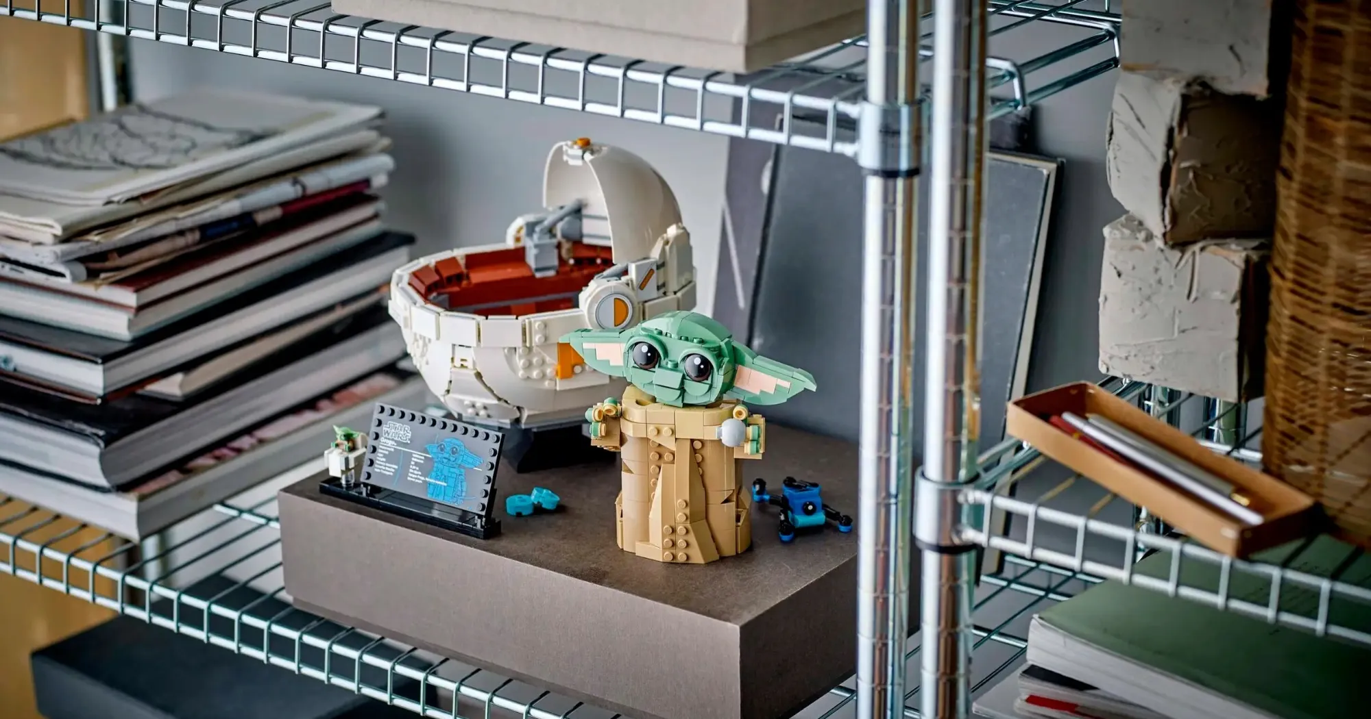 Конструктор LEGO Star Wars Grogu with Hover Pram (75403)