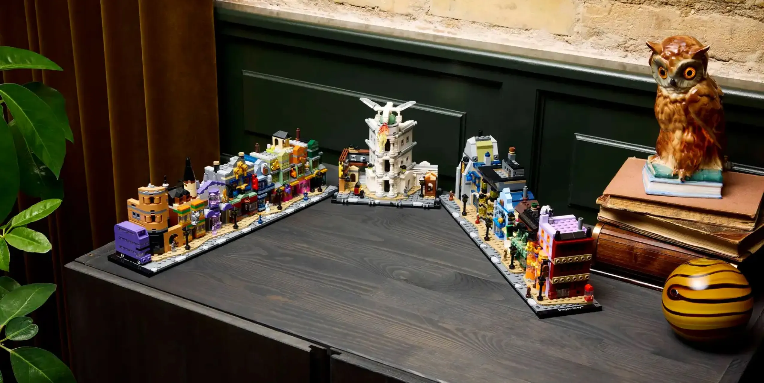 Конструктор LEGO Harry Potter Diagon Alley Wizarding Shops (76444)