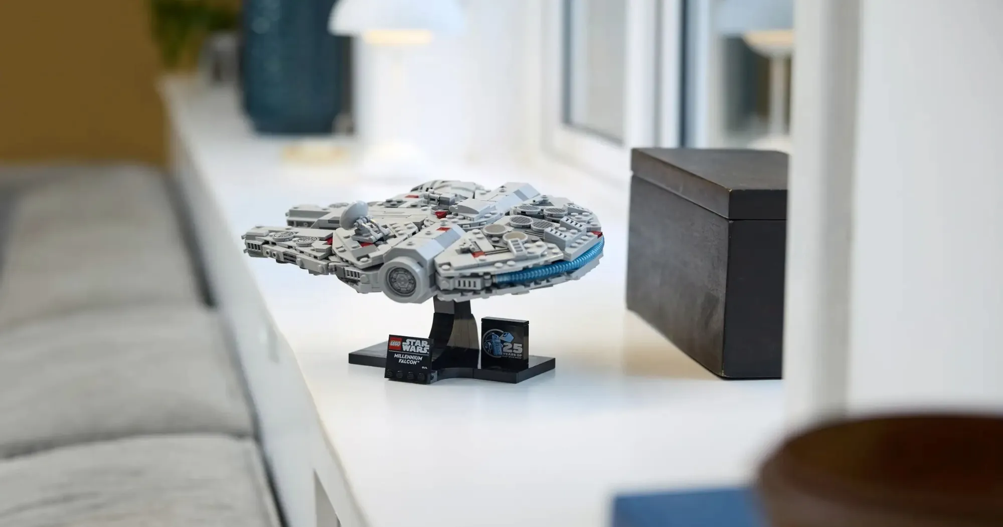 Конструктор LEGO Star Wars Millennium Falcon (75375)