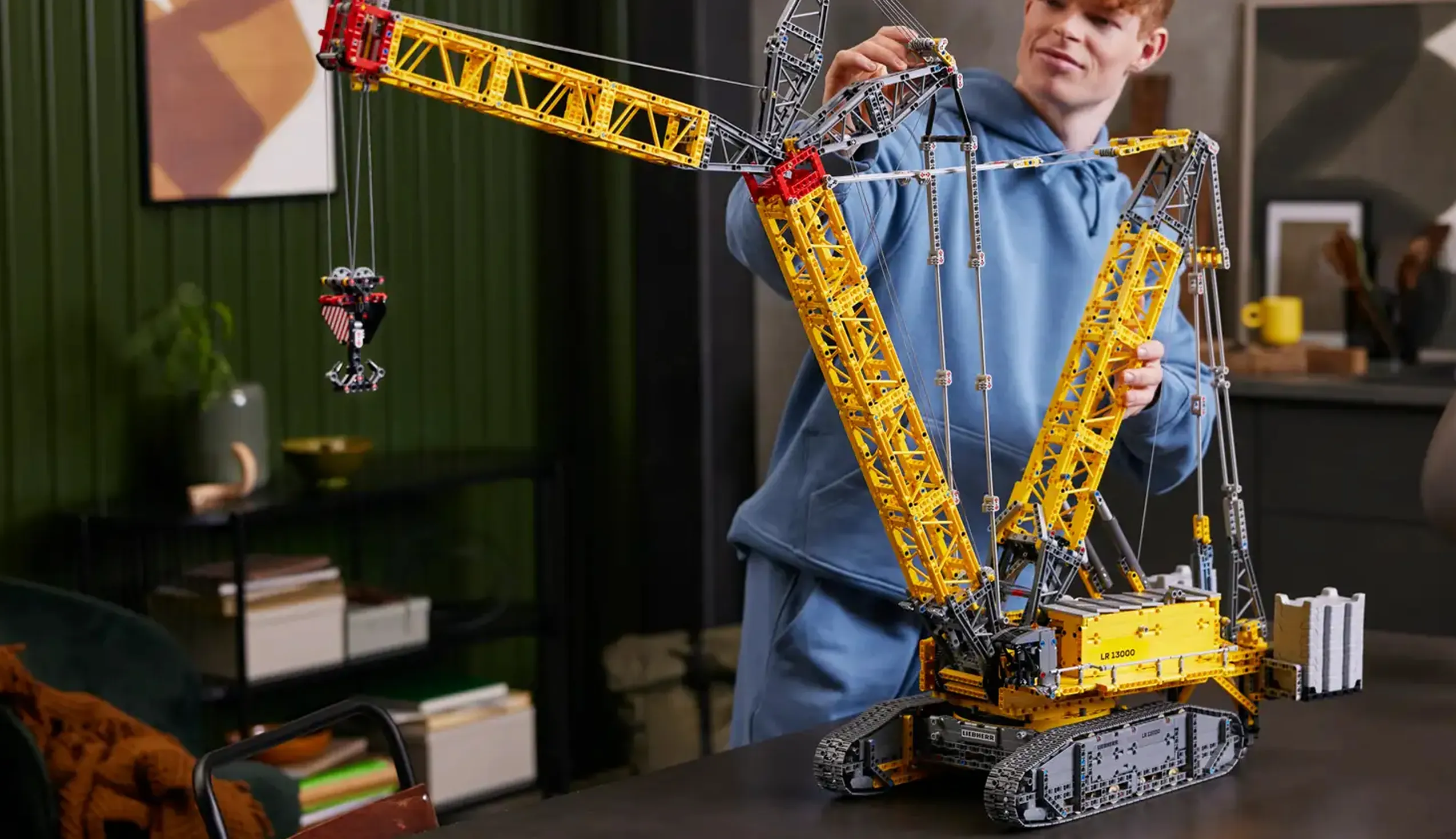 Конструктор LEGO Technic Liebherr Crawler Crane LR 13000 (42146)