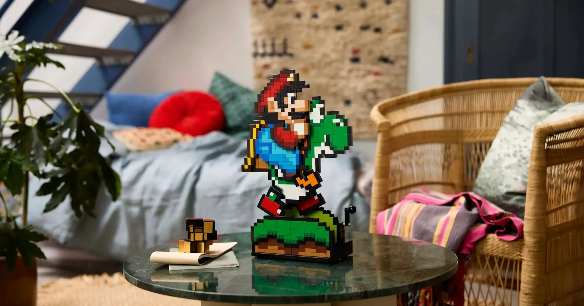 Конструктор LEGO Super Mario World: Mario &amp; Yoshi (71438)