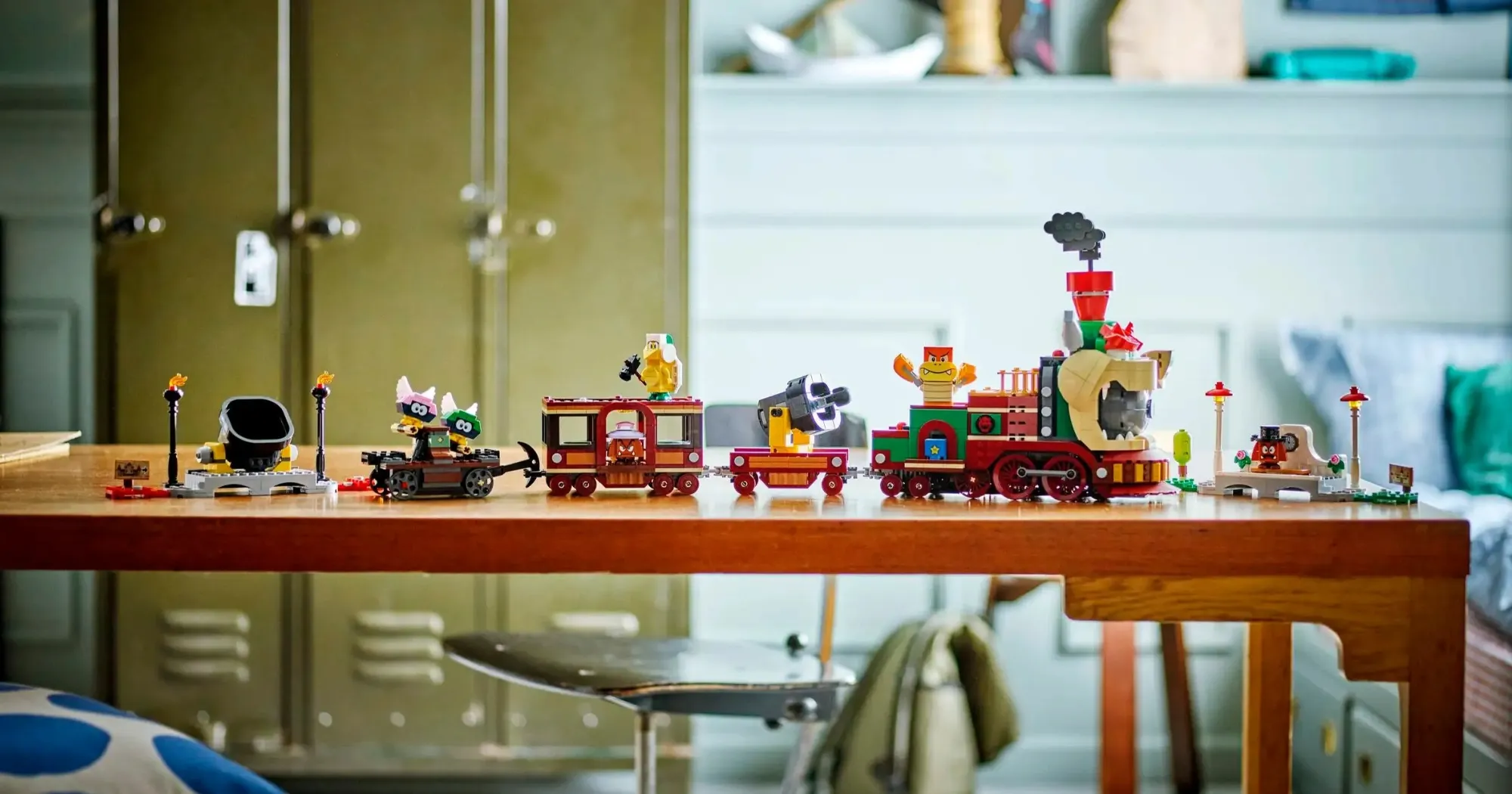 Конструктор LEGO Super Mario The Bowser Express Train (71437)