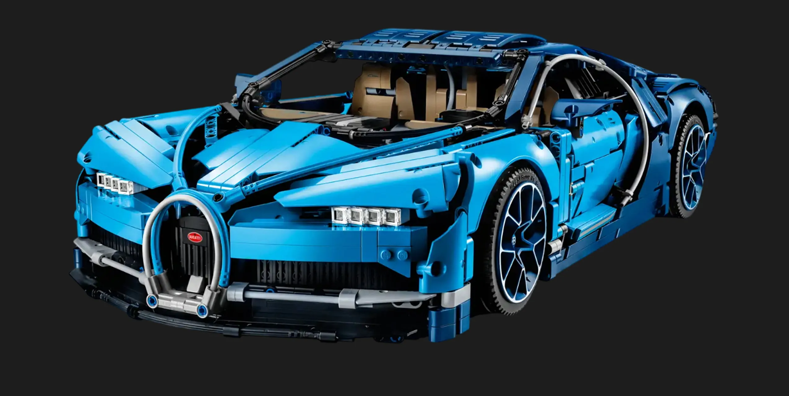Конструктор LEGO Technic Bugatti Chiron (42083)