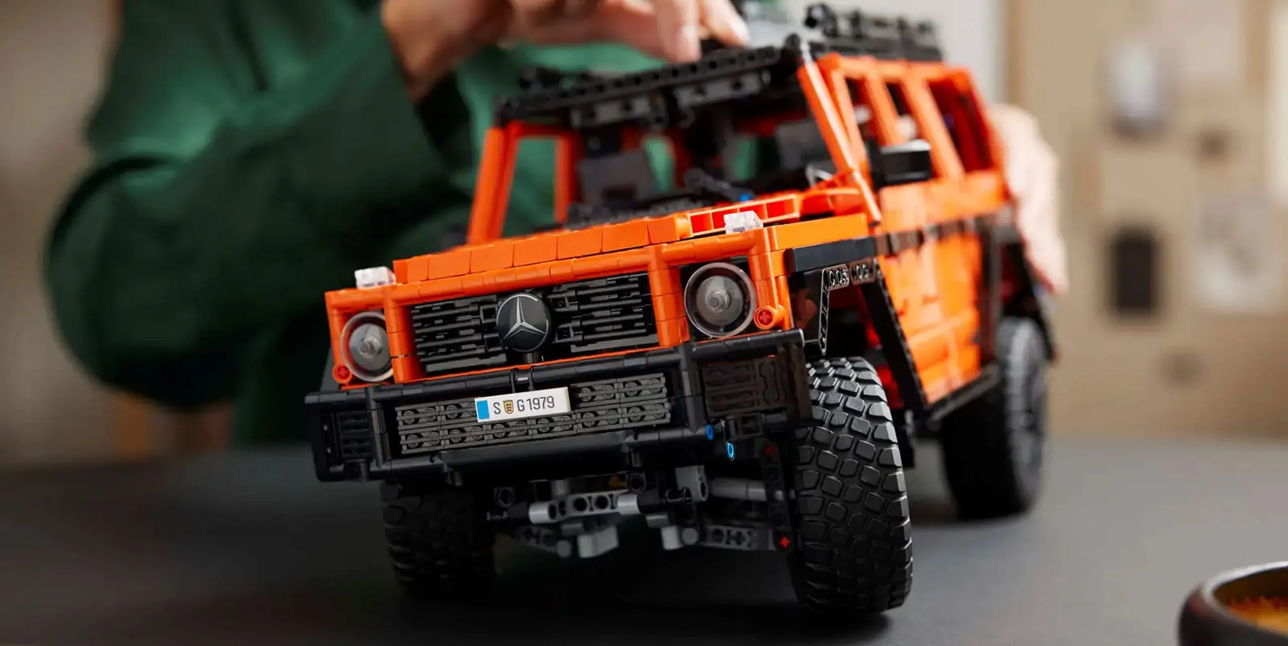 Конструктор LEGO Technic Mercedes-Benz G 500 Professional Line (42177)