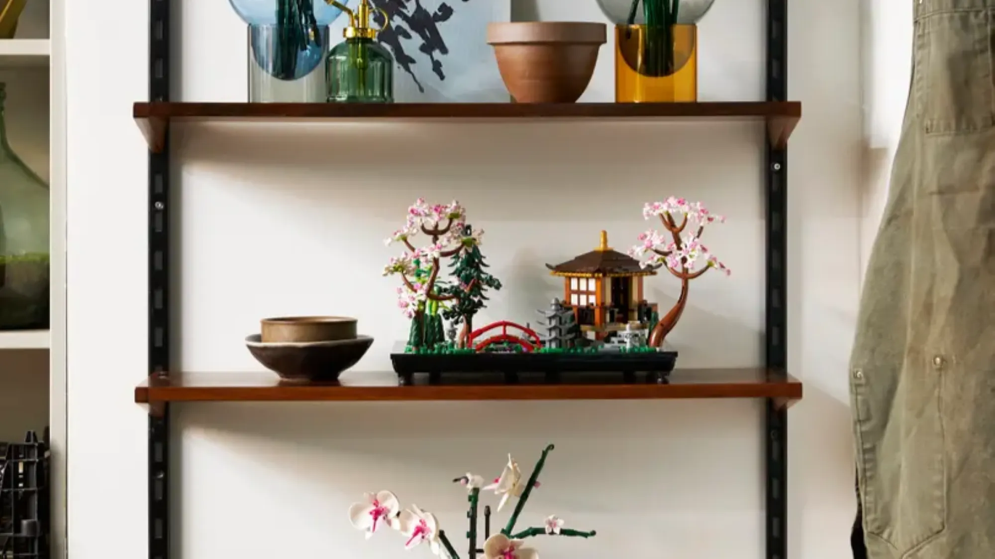 Конструктор LEGO Icons Tranquil Garden (10315)