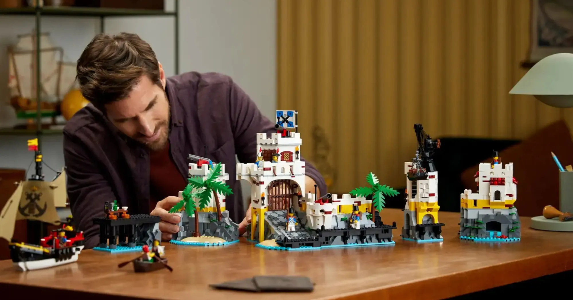 LEGO Icons