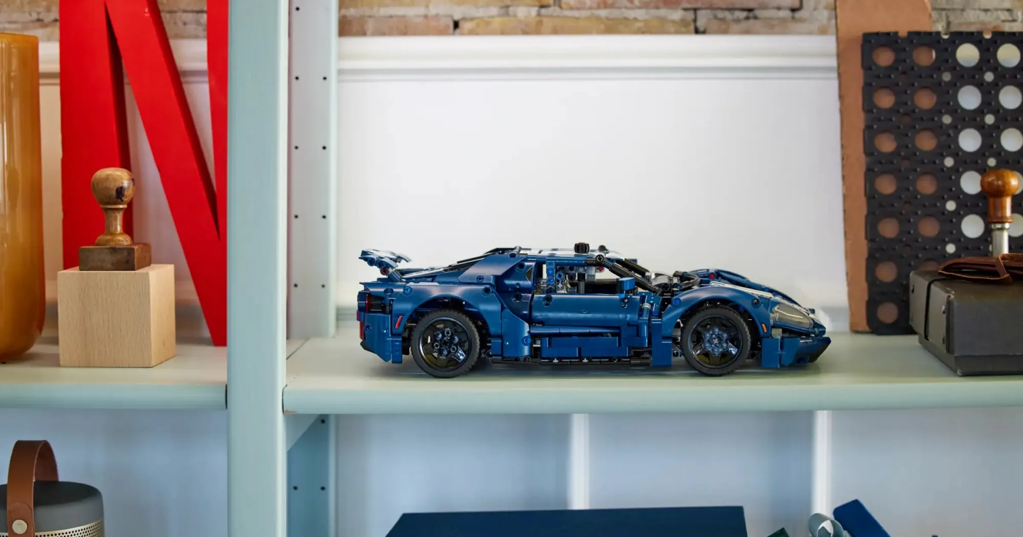 Конструктор LEGO Technic 2022 Ford GT (42154)