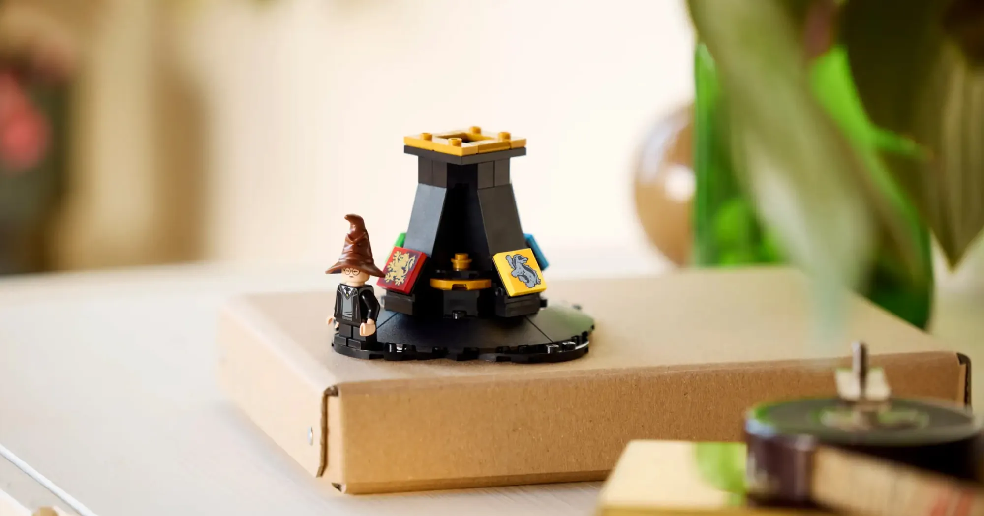 Конструктор LEGO Harry Potter Talking Sorting Hat (76429)