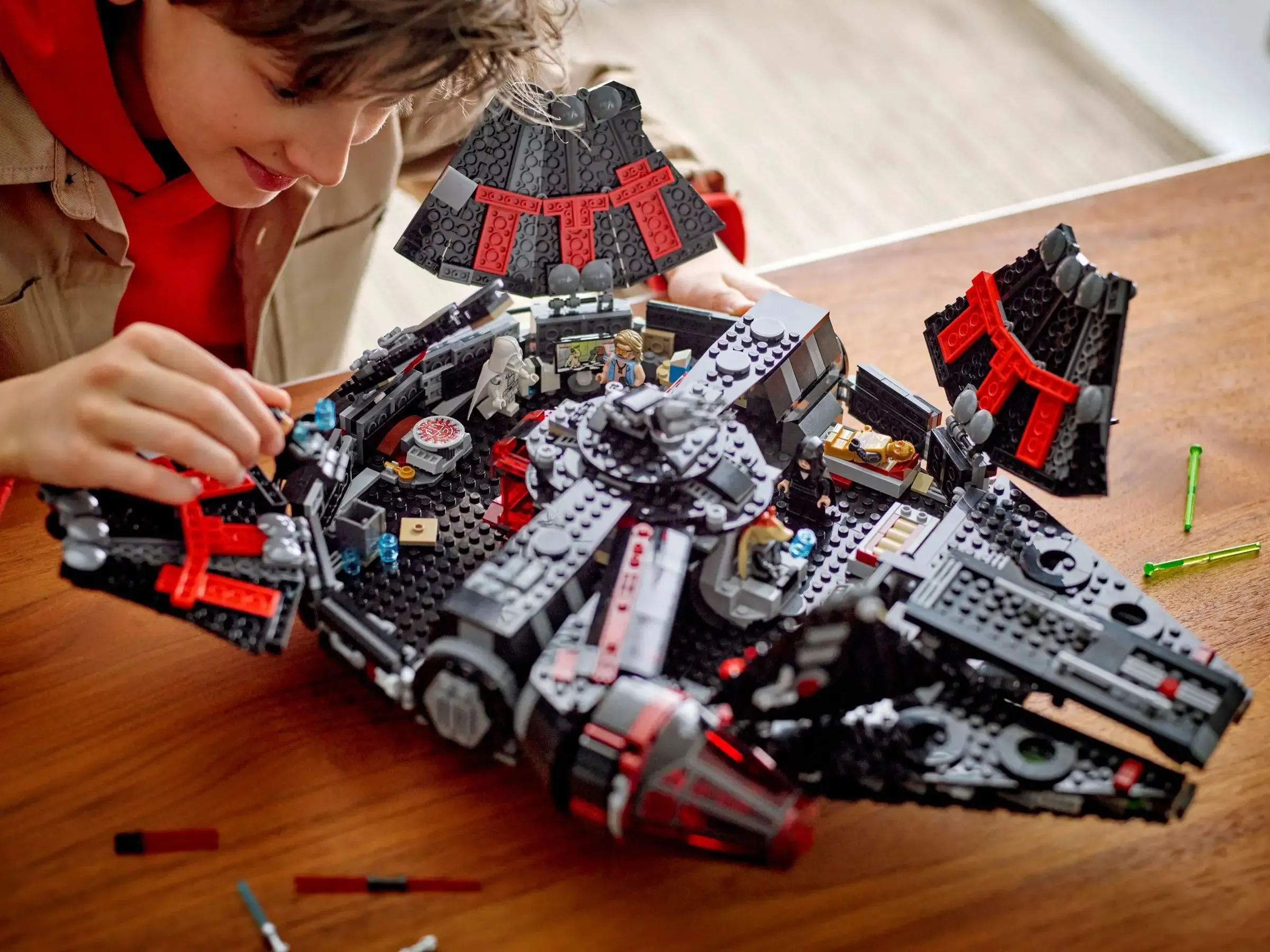 Конструктор LEGO Star Wars The Dark Falcon (75389)